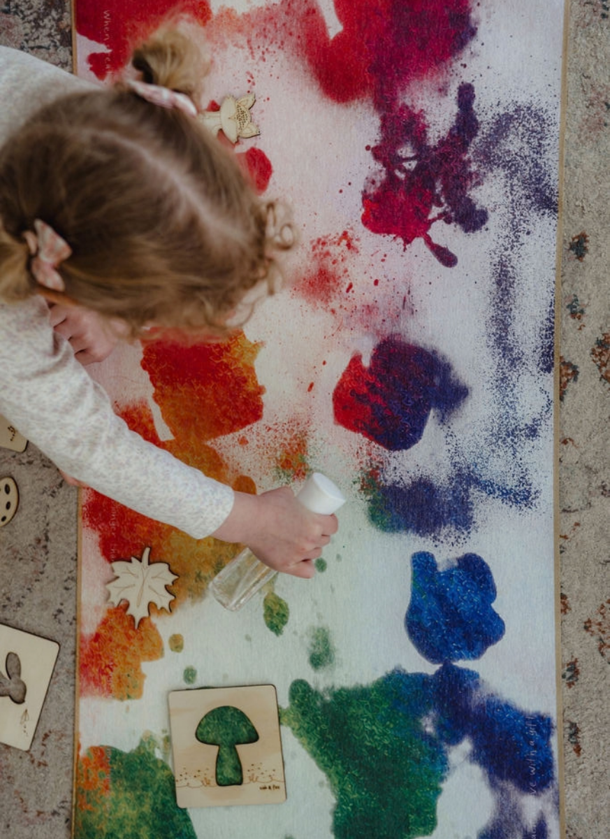Rainbow Magic Canvas & Brush Set: Paint with just water!