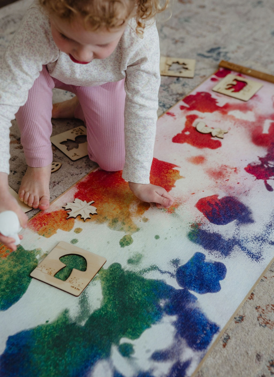 Rainbow Magic Canvas & Brush Set: Paint with just water!